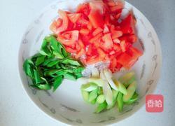 西红柿鸡蛋面的做法图解2