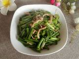 蒜苔肉丝