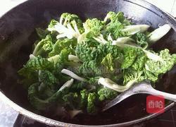 黄芽菜炒平菇的做法图解6