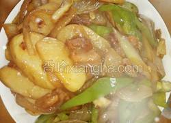 土豆青椒圆葱炒肉片