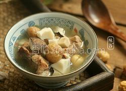 海椰皇猪骨汤