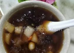 红枣银耳莲子粥
