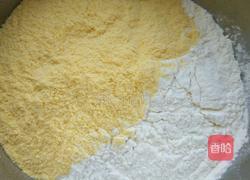 奶香玉米饼的做法图解1