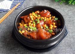 黄豆炖猪蹄