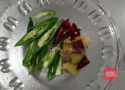 菜花炒肉的做法图解5