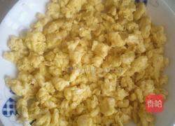 三鲜馅的韭菜合子的做法图解3