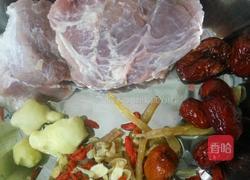 猪肉菜干山药汤的做法图解3