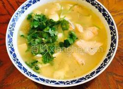三纹鱼豆腐汤