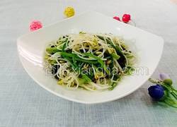 菠菜炒黄豆芽