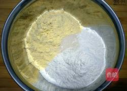 玉米白面发面饼的做法图解1