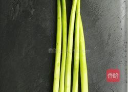 瑶柱溜芦笋的做法图解2