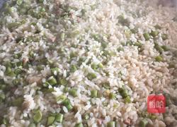 长缸豆肉丁焖饭的做法图解15