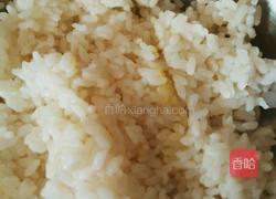酱油炒饭的做法图解1