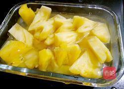 菠萝咕噜肉的做法图解3