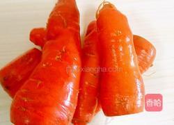 玉米韭菜胡萝卜水饺的做法图解1