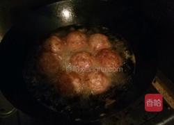 红烧狮子头的做法图解1
