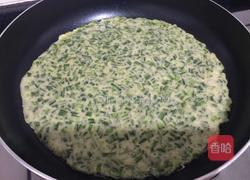 韭菜鸡蛋饼的做法图解6