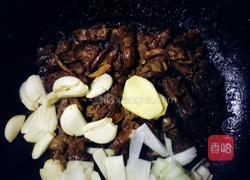 红烧牛腩萝卜的做法图解10