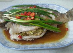 家常鲜蒸鲈鱼