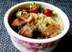 小碗牛肉面