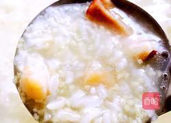 红枣鲜贝粗粮粥的做法图解7