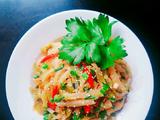 红椒芝麻炒榨菜的做法[图]