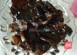 木耳菜花小炒肉的做法图解2