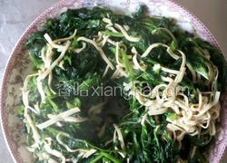 豌豆苗炒百叶丝