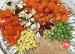 杂粮鸡胸肉饭的做法图解1