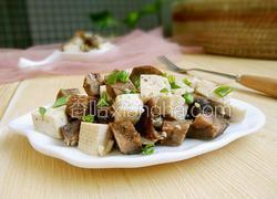 香肠拌豆腐