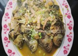 咸菜烧鲫鱼