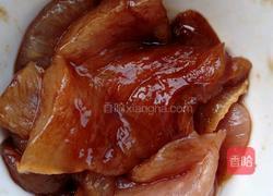 煎猪肉的做法图解2