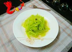 炝椒油莴笋丝