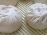 荠菜鸡蛋陷发面包子