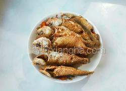 酥炸鲫鱼