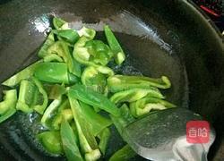 青椒炒肉丝的做法图解5