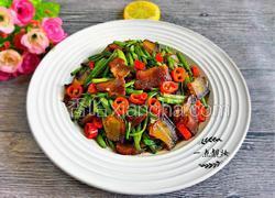 野芹菜炒腊肉