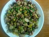 莲藕豌豆爆肉丁