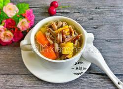 胡萝卜玉米猪肚汤