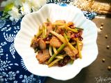 蒜苔炒肉