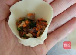 饺子皮的新吃法 饺子皮小包子的做法图解2