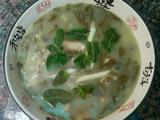 鲫鱼莼菜汤的做法[图]