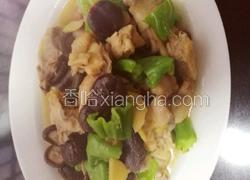 香菇青椒炒鸡块