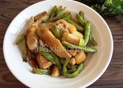 豆角炒仔鸡