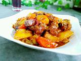 土豆胡萝卜烧牛腩