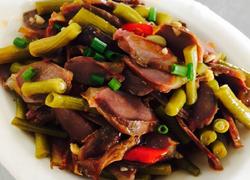 酸豆角拌鸭胗