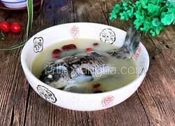 炖鱼汤