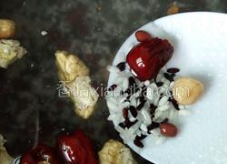花生核桃红豆黑米粥