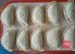 三鲜馅的韭菜合子的做法图解7