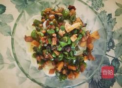 蘑菇豆角肉丁拌面的做法图解8